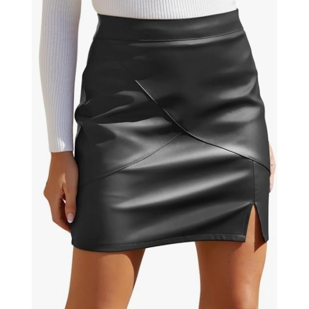 We1Fit‎ Womens M Black Faux Leather Skirt High Waisted Mini Skirts with Shorts